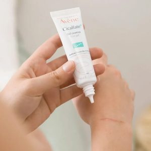 ژل ترمیم کننده بخیه سیکالفیت اون cicalfate avene gel cicatrice 30ml HS-107 1 _Cicalfate_Scar_Gel ژل بخیه سیکالفیت